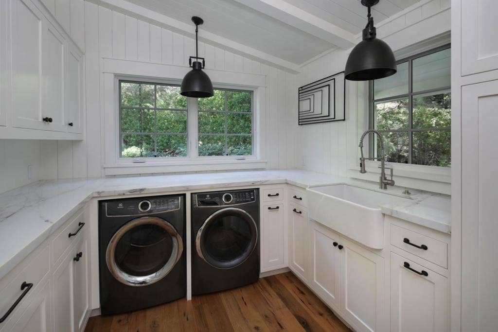155 Grove Drive, Portola Valley, CA 94028