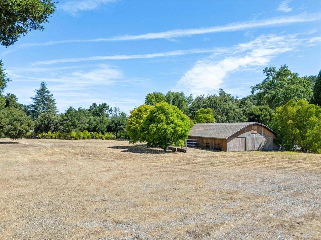 5759 Los Trancos Woods Road, Portola Valley, CA 94028