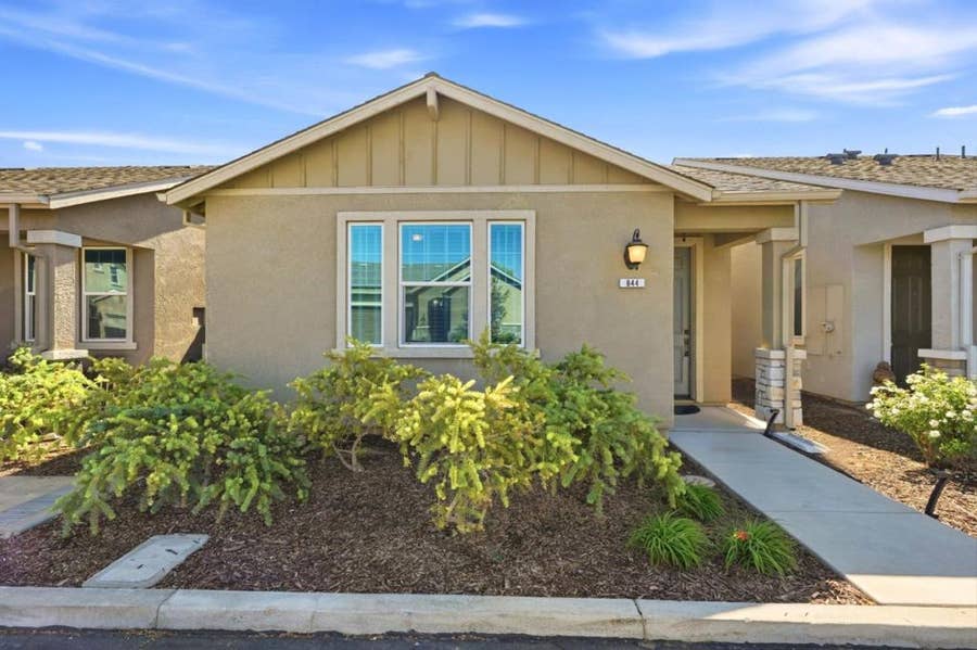 Property photo for 844 Castellona Drive, Newman, CA