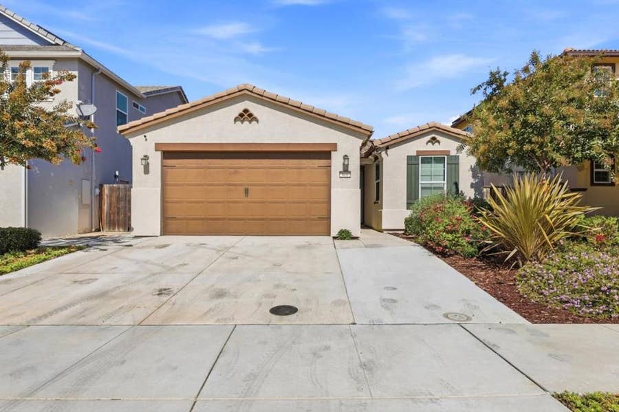 Property photo for 610 Valencia Way, Hollister, CA