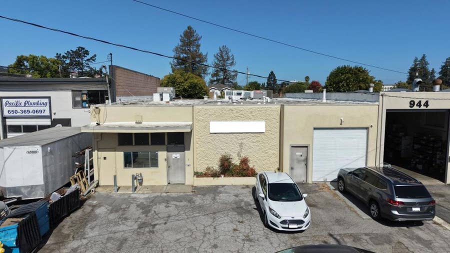 Property photo for 950 Terminal Way, San Carlos, CA