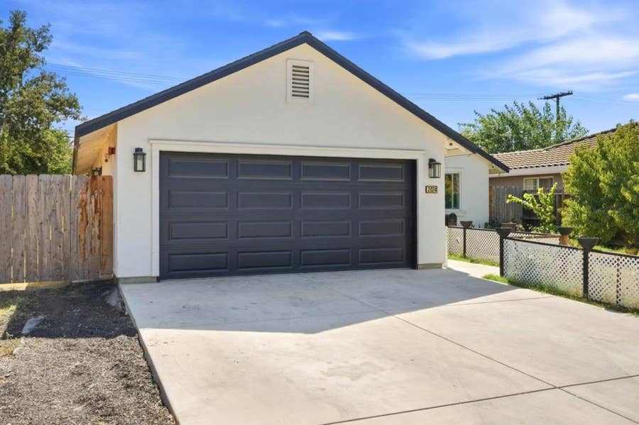 Property photo for Modesto, CA