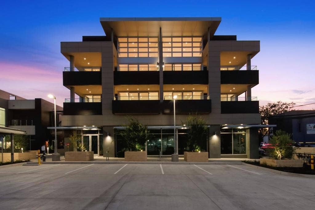 3225 El Camino Real, #301, Palo Alto, CA 94306 3225 El Camino Real, #301, Palo Alto, CA 94306