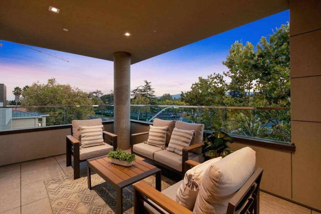 3225 El Camino Real, #301, Palo Alto, CA 94306 3225 El Camino Real, #301, Palo Alto, CA 94306