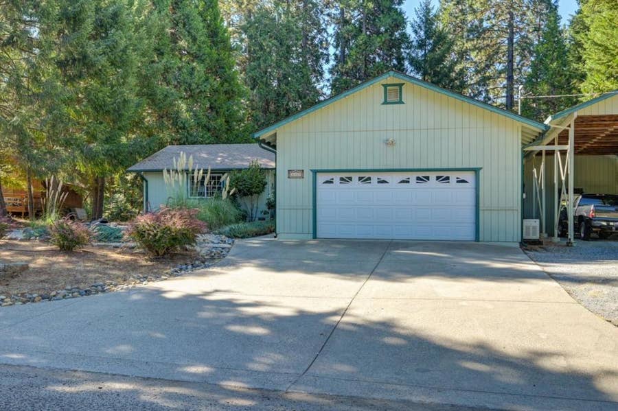 Property photo for 16567 Meadow Vista Drive, Pioneer, CA