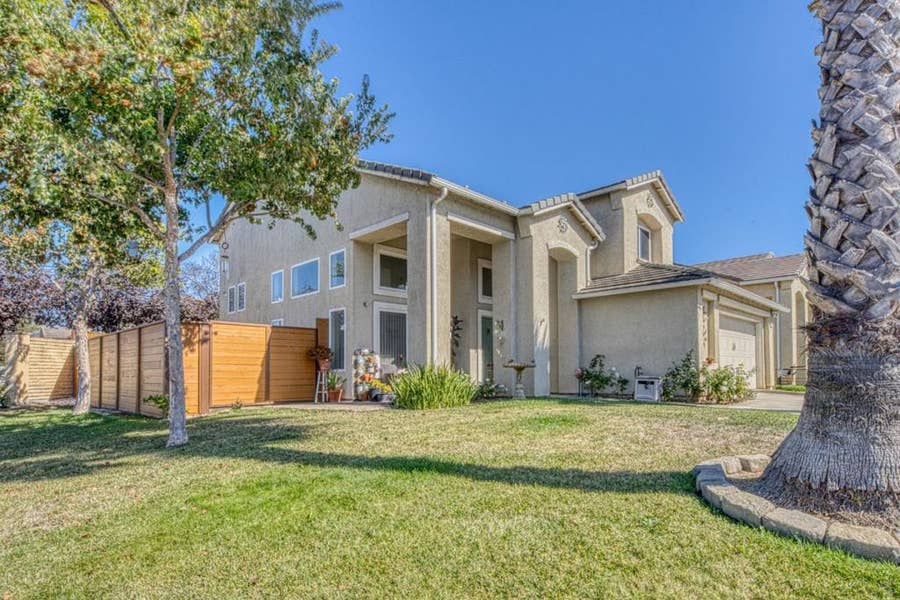Property photo for 931 Sage Court, Salinas, CA