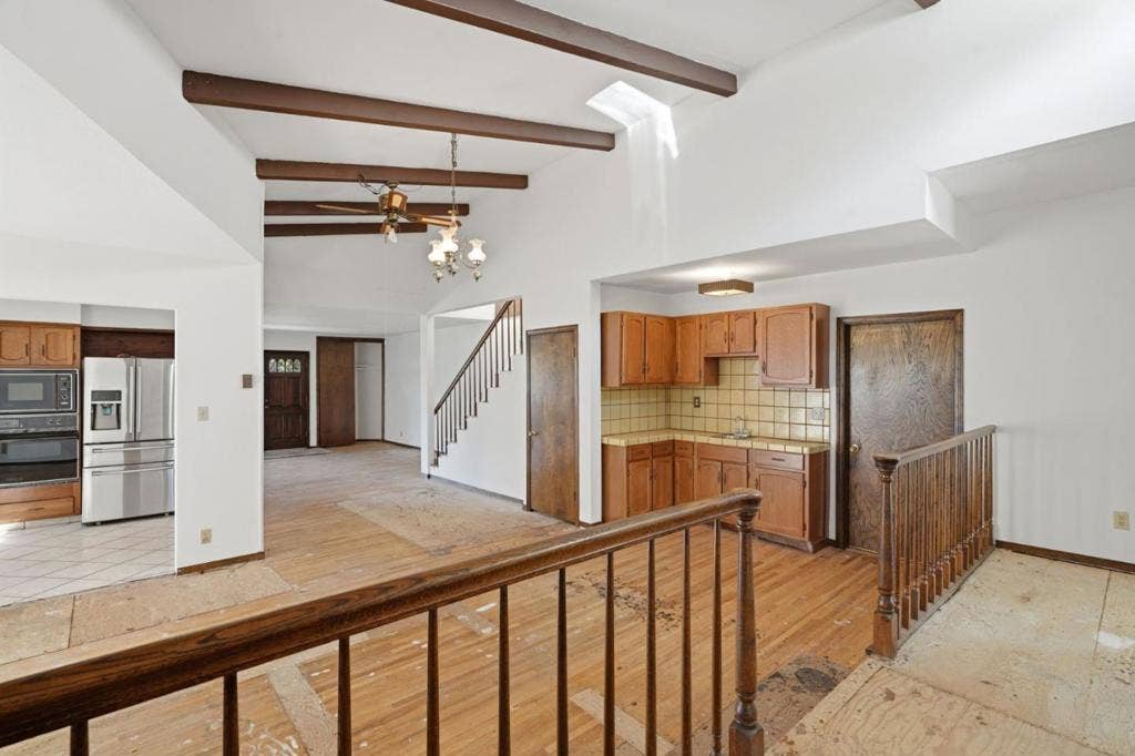915 Ruth Avenue, Belmont, CA 94002