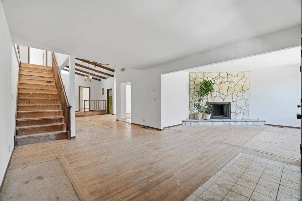 915 Ruth Avenue, Belmont, CA 94002