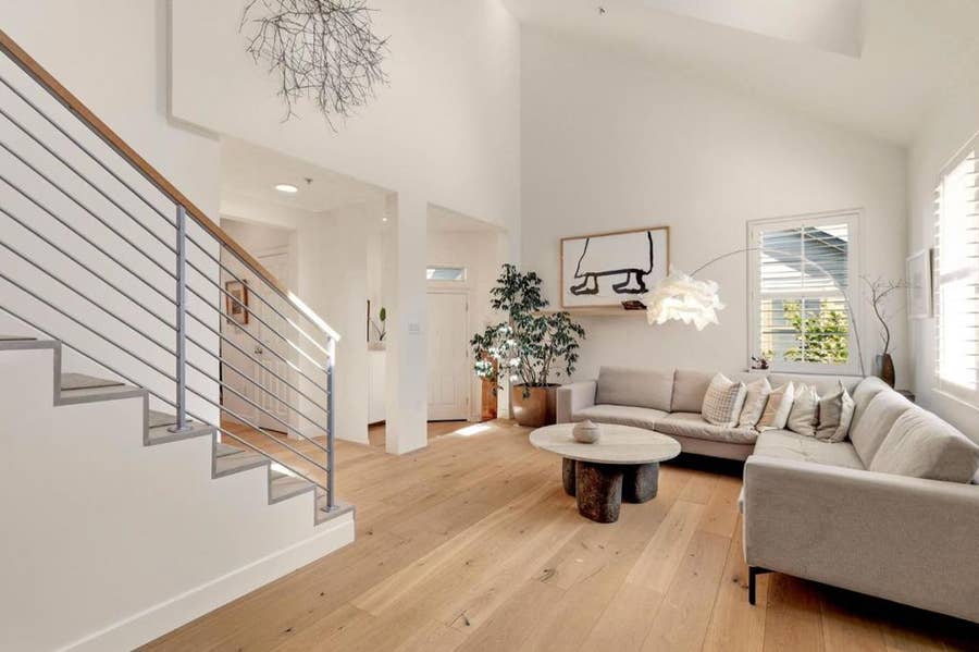 Property photo for 24 Creekside Lane, San Mateo, CA