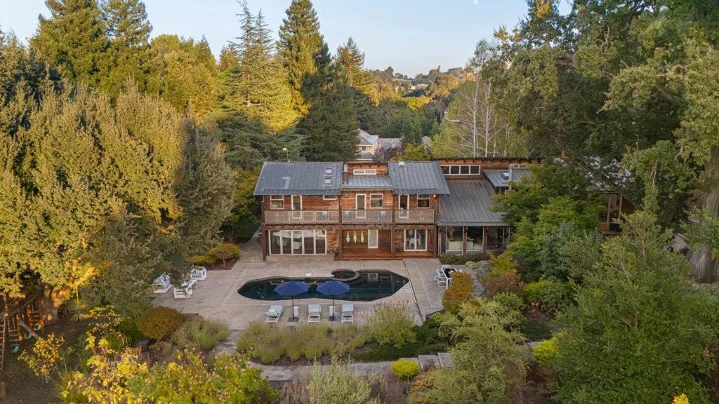 14123 Tracy Court, Los Altos Hills, CA 94022
