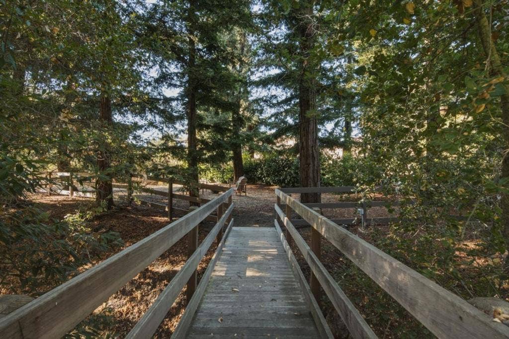 14123 Tracy Court, Los Altos Hills, CA 94022