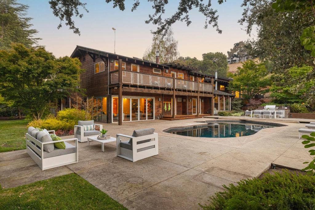 14123 Tracy Court, Los Altos Hills, CA 94022