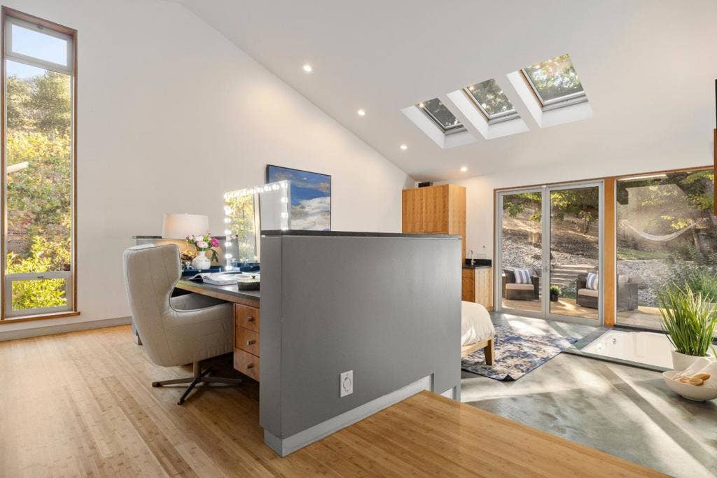 14123 Tracy Court, Los Altos Hills, CA 94022