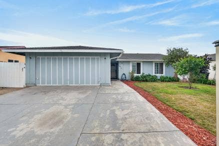 Property photo for 18674 Cleveland Avenue, Salinas, CA