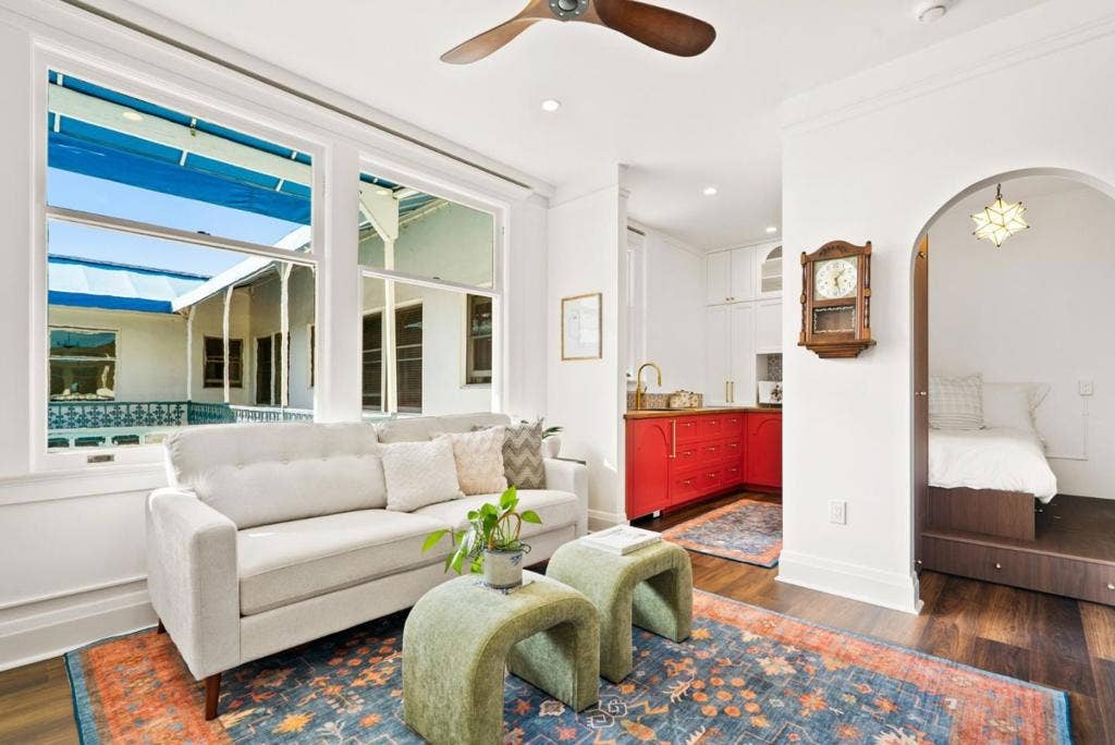 260 High Street, #208, Santa Cruz, CA 95060 260 High Street, #208, Santa Cruz, CA 95060