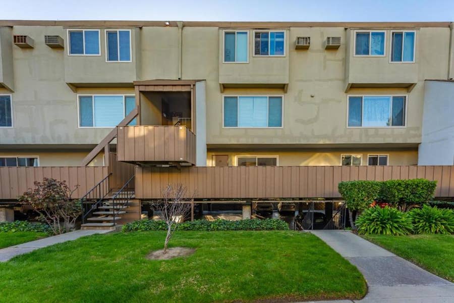 Property photo for 410 Auburn Way, #19, San Jose, CA