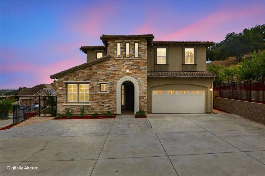 Property photo for 1960 Lavender Way, Gilroy, CA