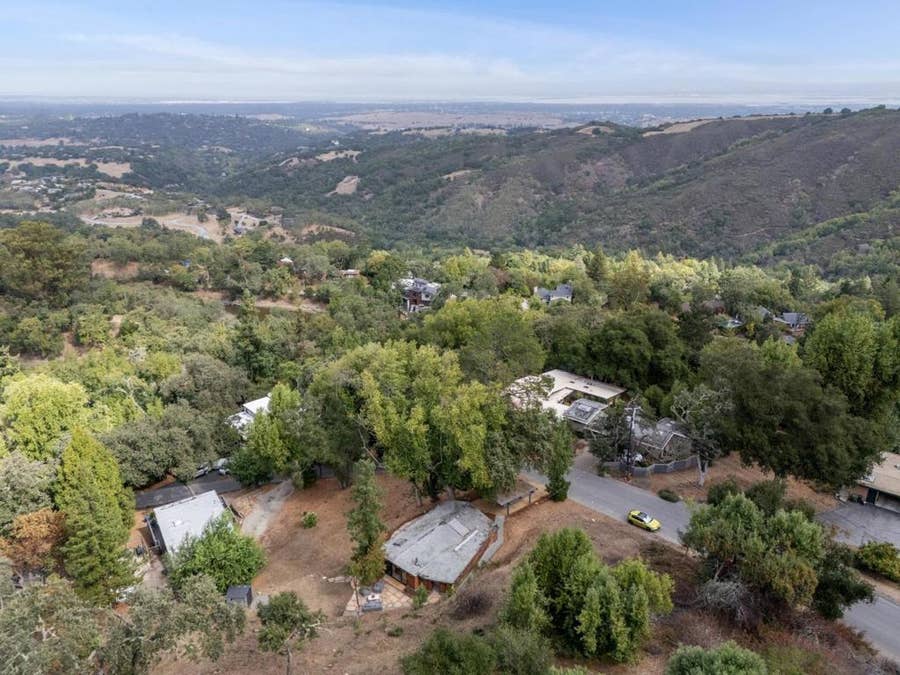 Property photo for 76 Old Spanish Trail, Portola Valley, CA