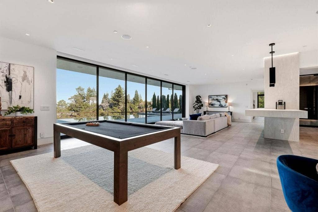950 Macadamia Drive, Hillsborough, CA 94010 950 Macadamia Drive, Hillsborough, CA 94010