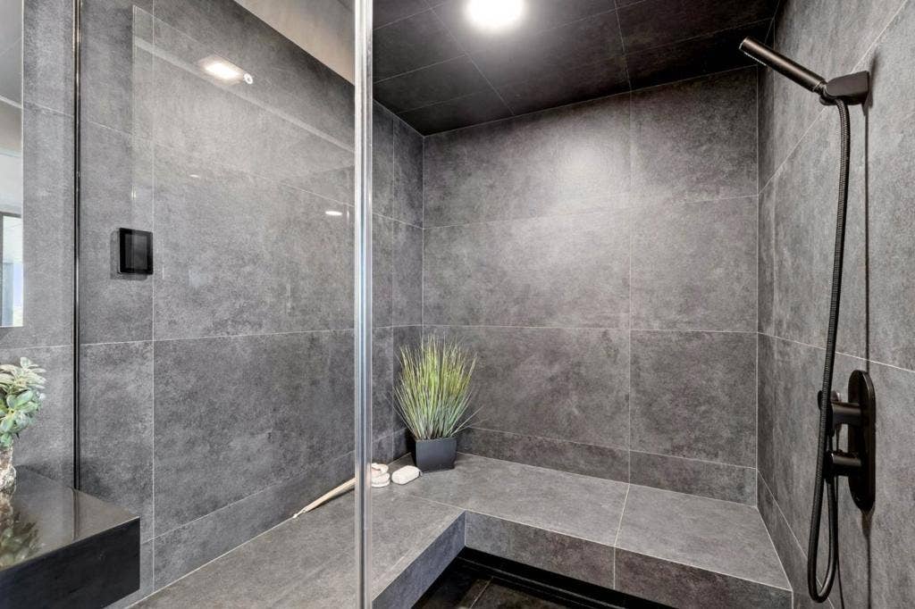 950 Macadamia Drive, Hillsborough, CA 94010 950 Macadamia Drive, Hillsborough, CA 94010