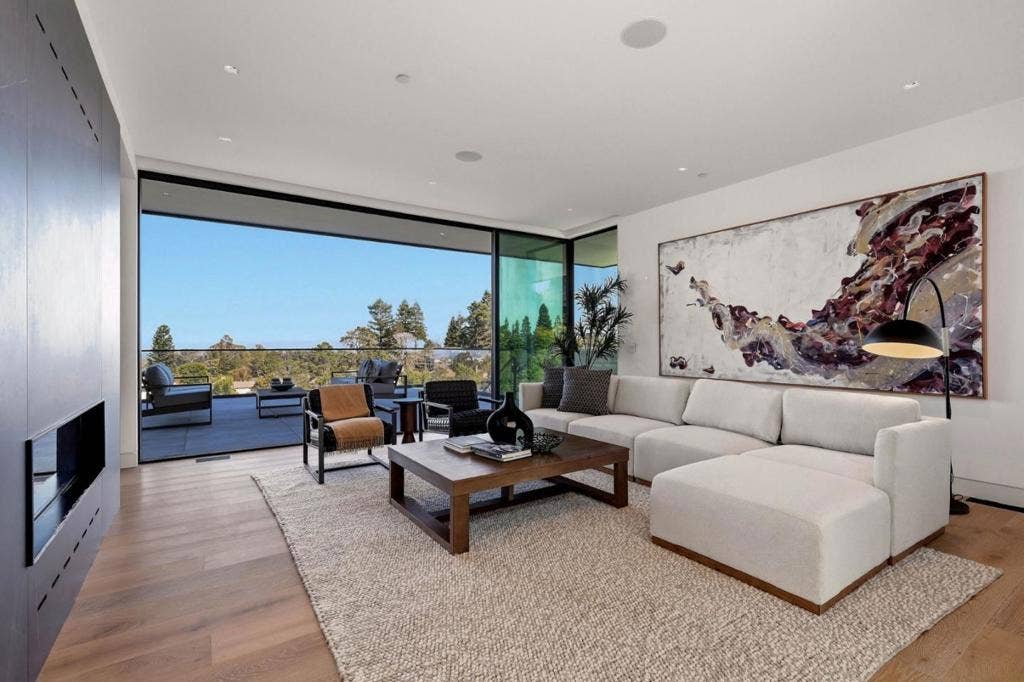 950 Macadamia Drive, Hillsborough, CA 94010 950 Macadamia Drive, Hillsborough, CA 94010