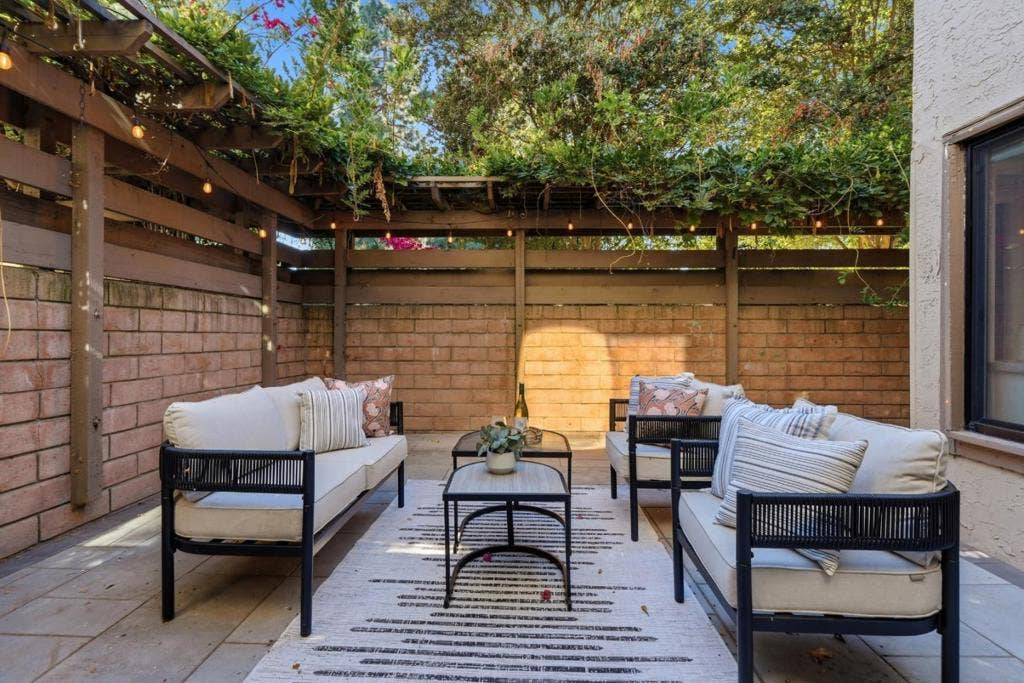1685 Sandyrock Court, San Jose, CA 95125 1685 Sandyrock Court, San Jose, CA 95125