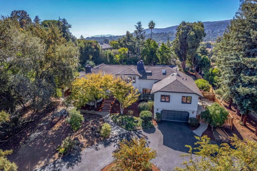 26209 Dori Lane, Los Altos Hills, CA 94022