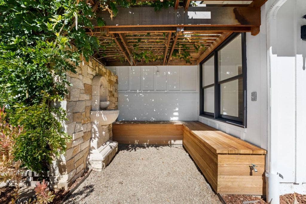 26209 Dori Lane, Los Altos Hills, CA 94022