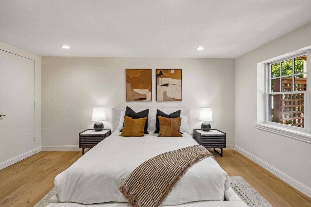 26209 Dori Lane, Los Altos Hills, CA 94022