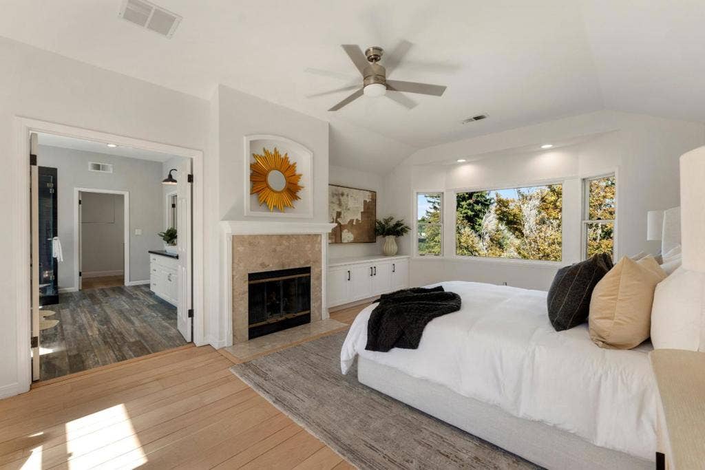 26209 Dori Lane, Los Altos Hills, CA 94022