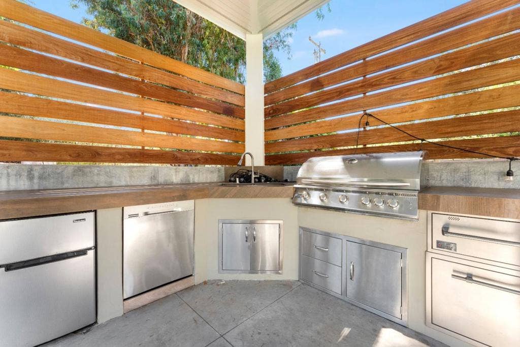 26209 Dori Lane, Los Altos Hills, CA 94022
