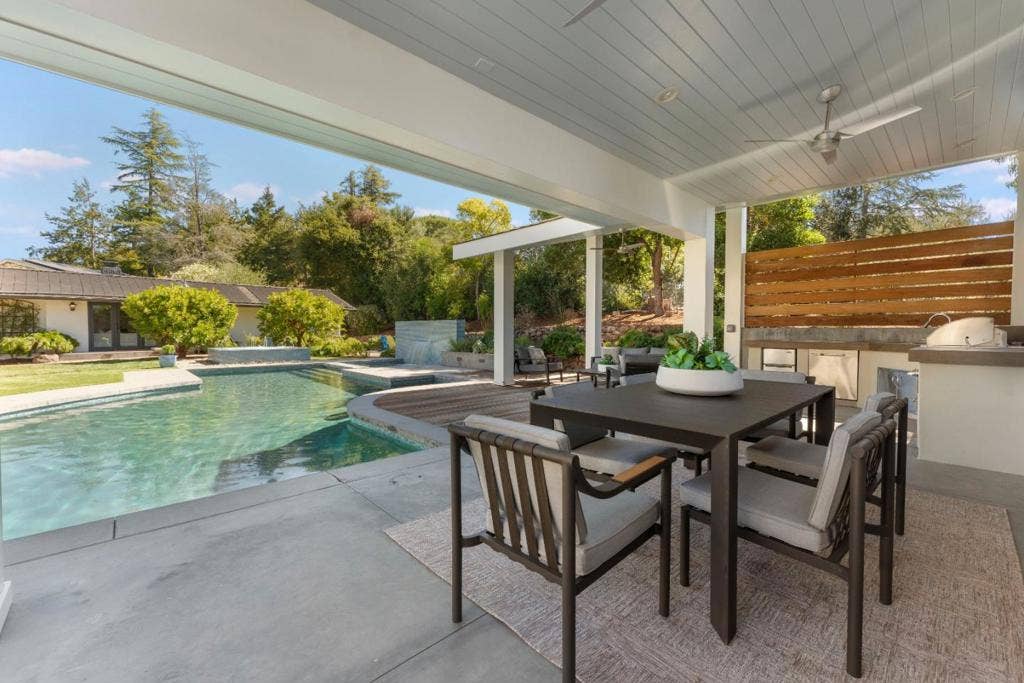 26209 Dori Lane, Los Altos Hills, CA 94022