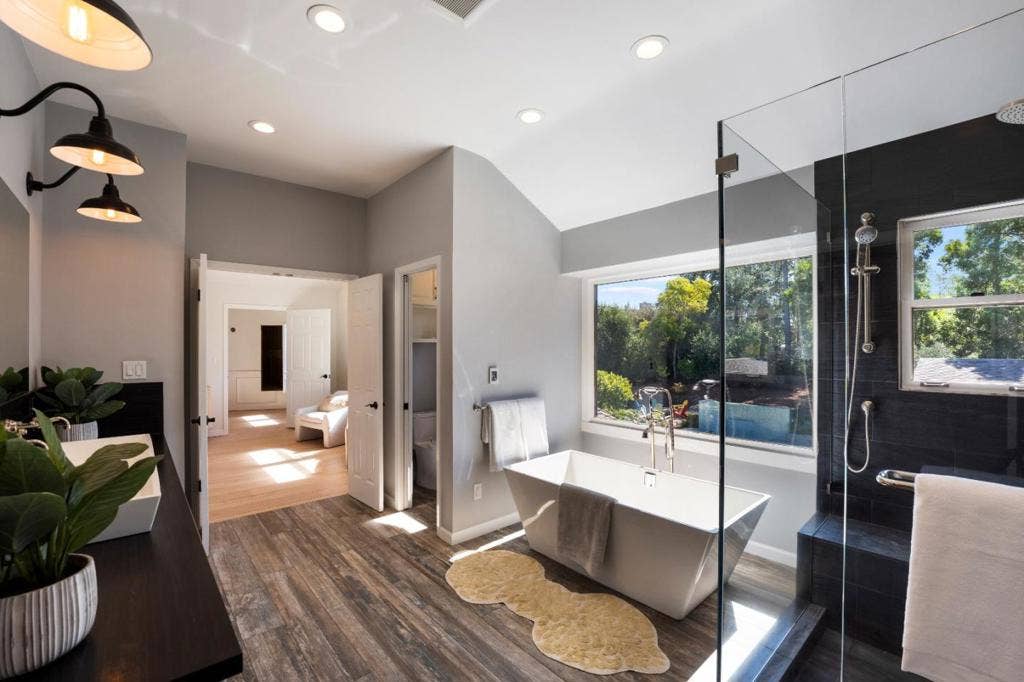 26209 Dori Lane, Los Altos Hills, CA 94022