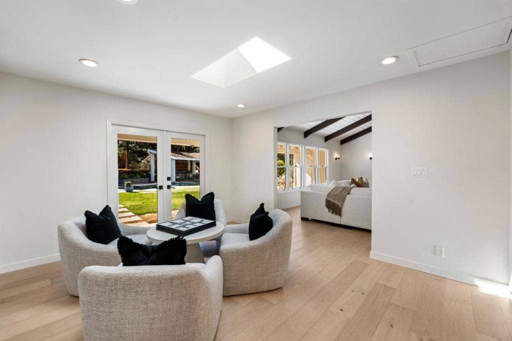26209 Dori Lane, Los Altos Hills, CA 94022