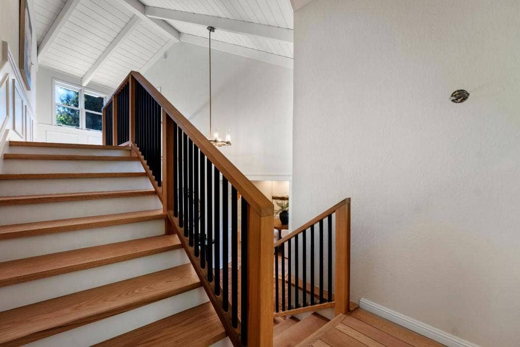 26209 Dori Lane, Los Altos Hills, CA 94022
