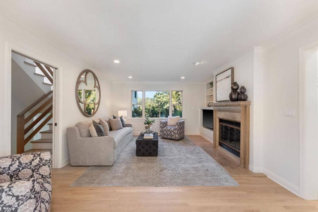 26209 Dori Lane, Los Altos Hills, CA 94022