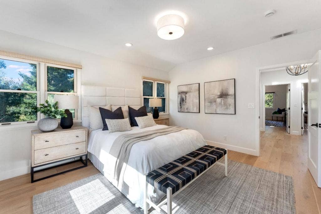 26209 Dori Lane, Los Altos Hills, CA 94022