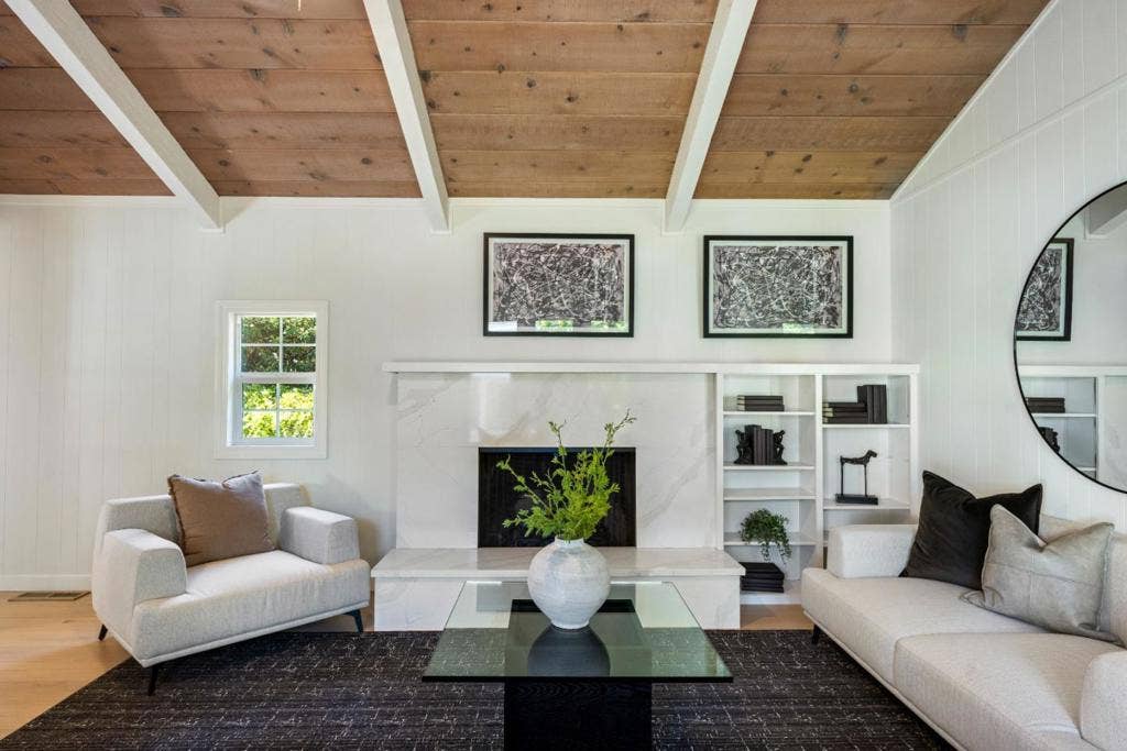 26209 Dori Lane, Los Altos Hills, CA 94022