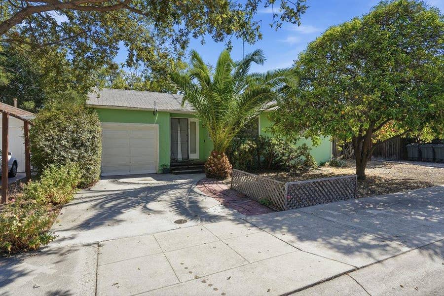 Property photo for 216 Bartlett, Sunnyvale, CA