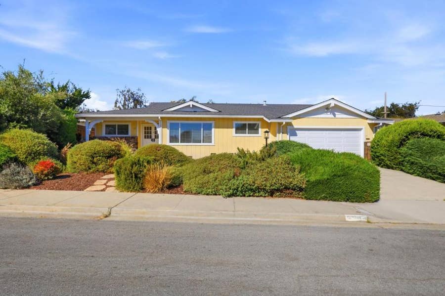 Property photo for 131 Woodcrest Place, Santa Cruz, CA