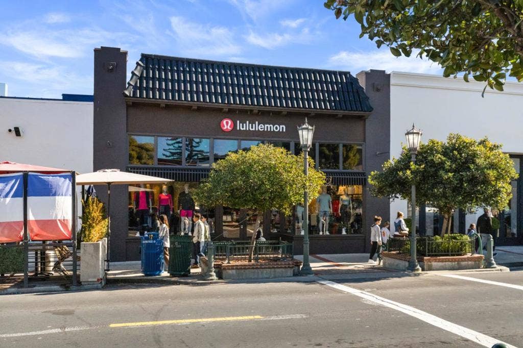 15580 Loma Vista Avenue, Los Gatos, CA 95032 15580 Loma Vista Avenue, Los Gatos, CA 95032
