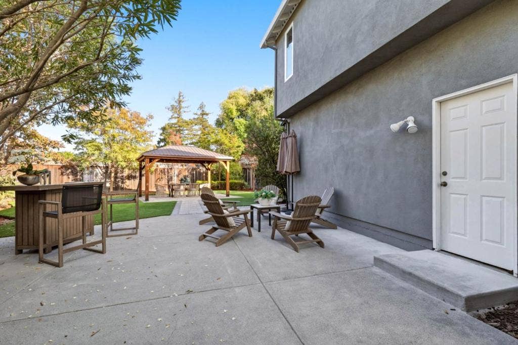 15580 Loma Vista Avenue, Los Gatos, CA 95032 15580 Loma Vista Avenue, Los Gatos, CA 95032