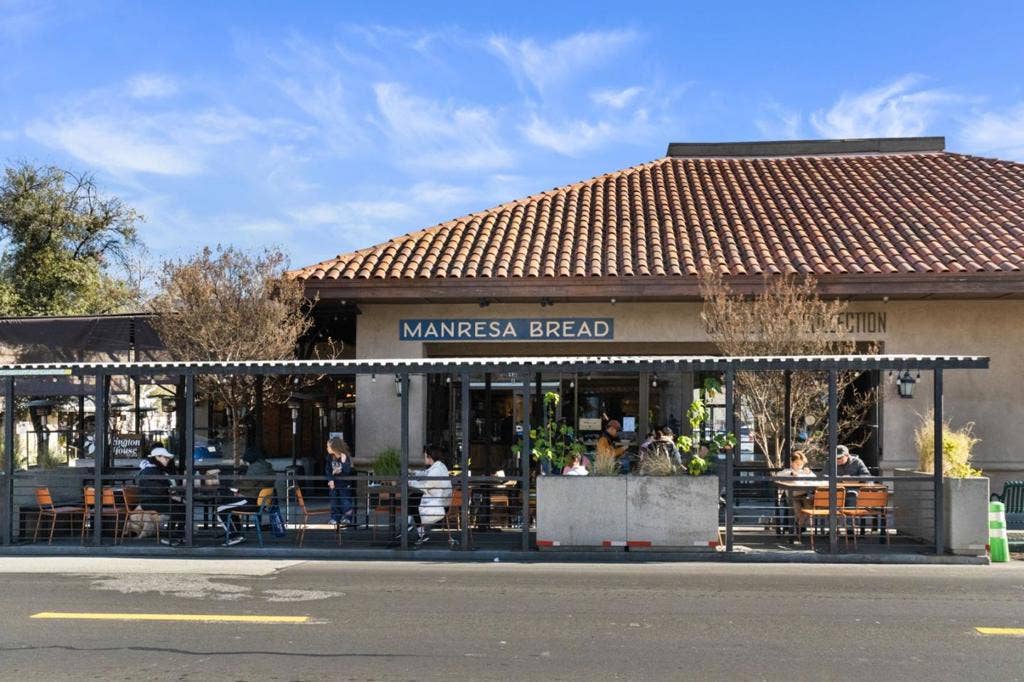 15580 Loma Vista Avenue, Los Gatos, CA 95032 15580 Loma Vista Avenue, Los Gatos, CA 95032