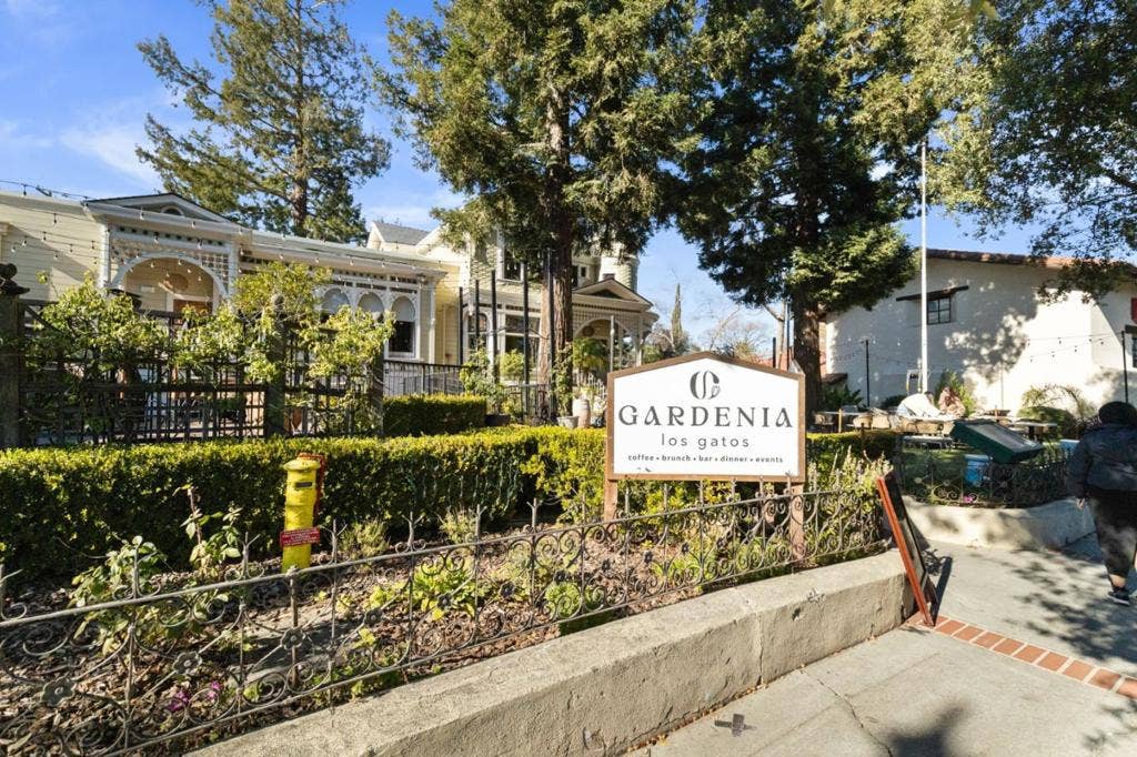 15580 Loma Vista Avenue, Los Gatos, CA 95032 15580 Loma Vista Avenue, Los Gatos, CA 95032