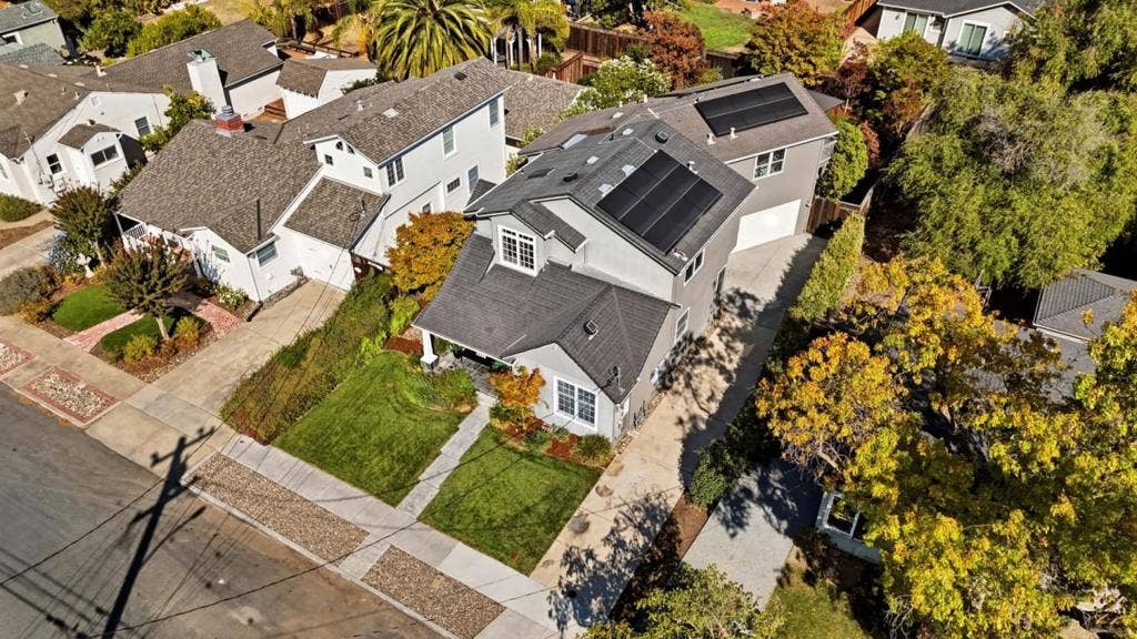 15580 Loma Vista Avenue, Los Gatos, CA 95032 15580 Loma Vista Avenue, Los Gatos, CA 95032