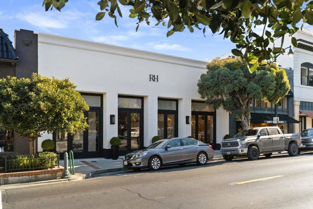 15580 Loma Vista Avenue, Los Gatos, CA 95032 15580 Loma Vista Avenue, Los Gatos, CA 95032