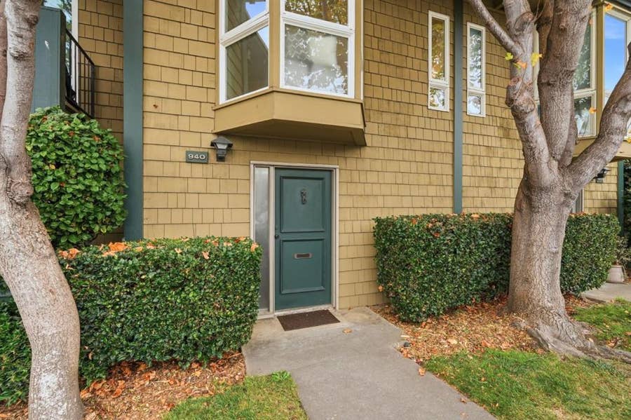 Property photo for 940 Peninsula Avenue, San Mateo, CA