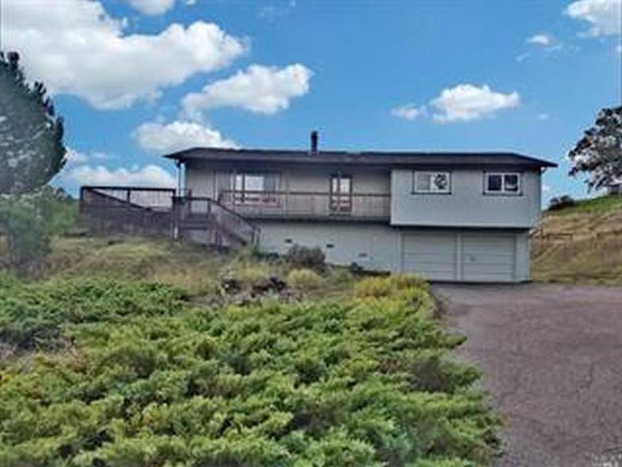 Property photo for 751 Riverside Drive, Ukiah, CA