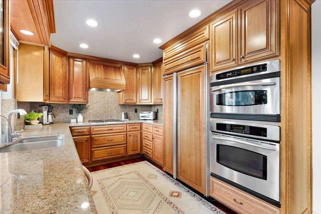 561 Hacienda Drive, Scotts Valley, CA 95066