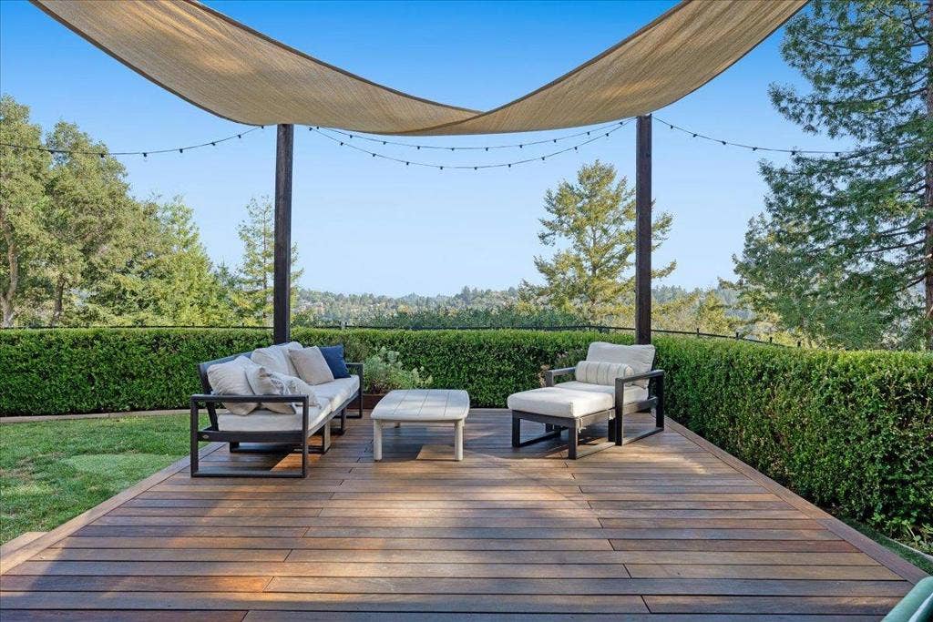 561 Hacienda Drive, Scotts Valley, CA 95066
